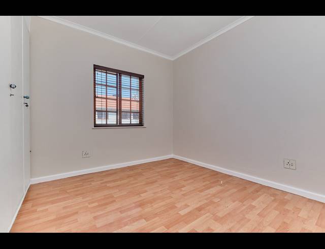 2 BEDROOM APARTMENT TO LET IN SANDOWN